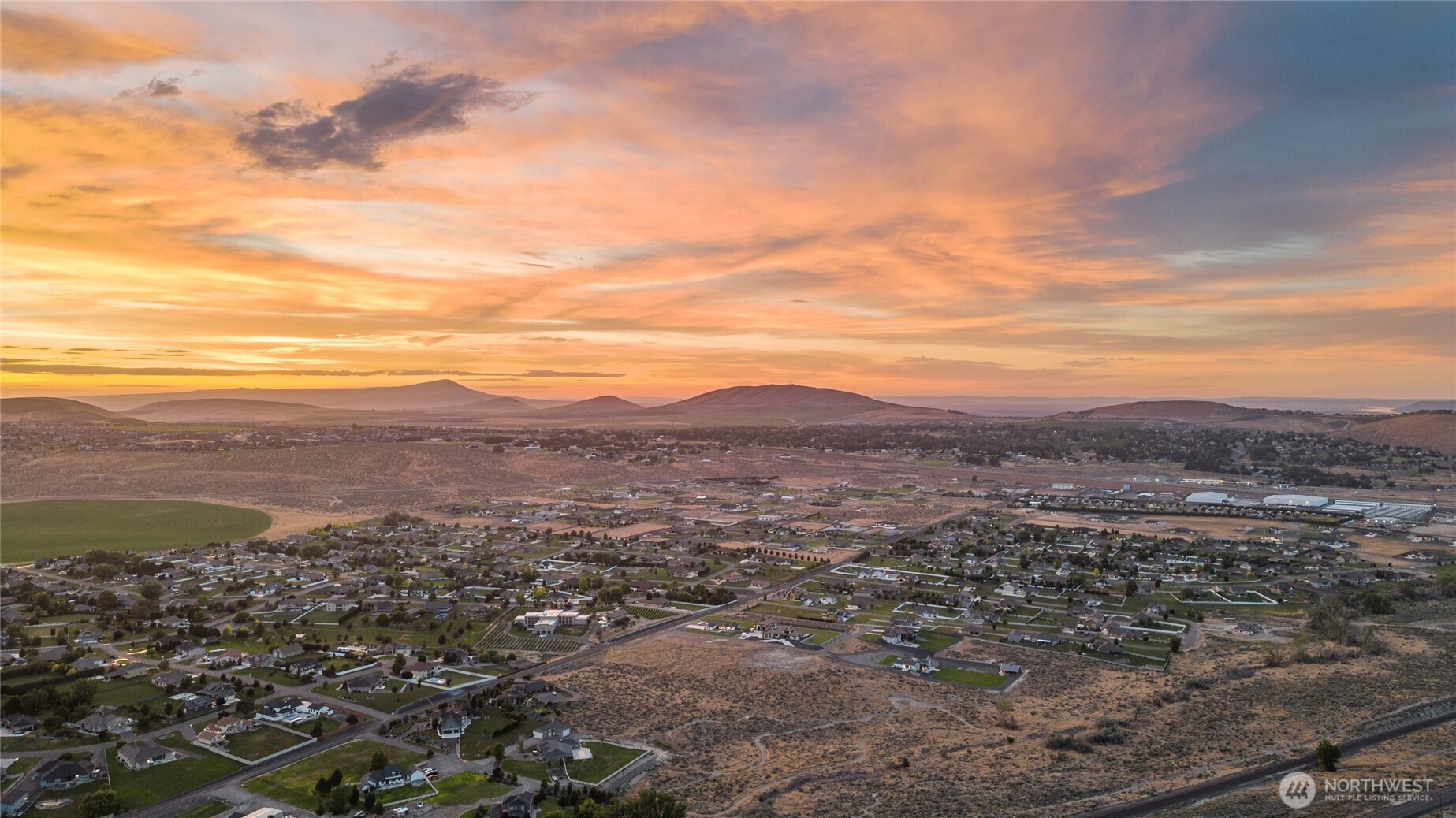 108003 E 245 Pr SE , Kennewick, WA 99338