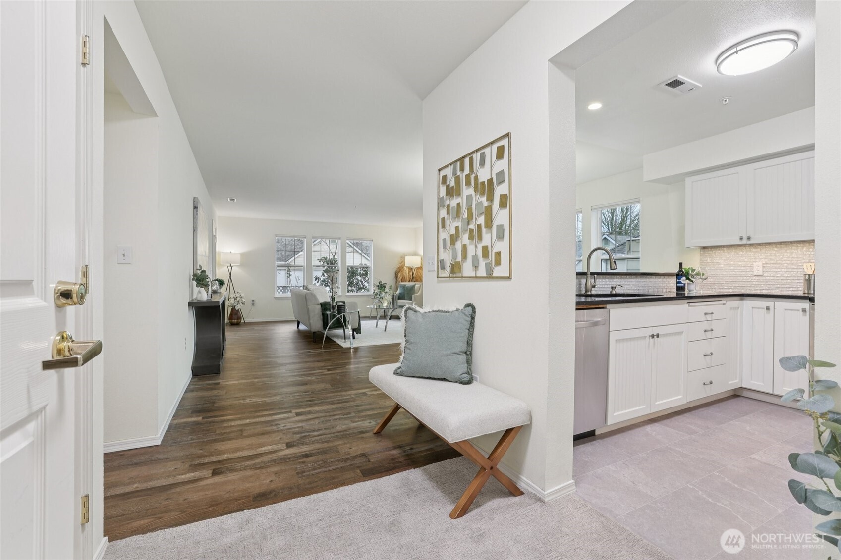 4133 224th Lane SE #103, Issaquah, WA 98029