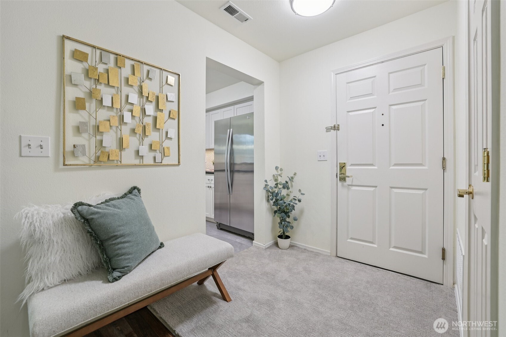 4133 224th Lane SE #103, Issaquah, WA 98029