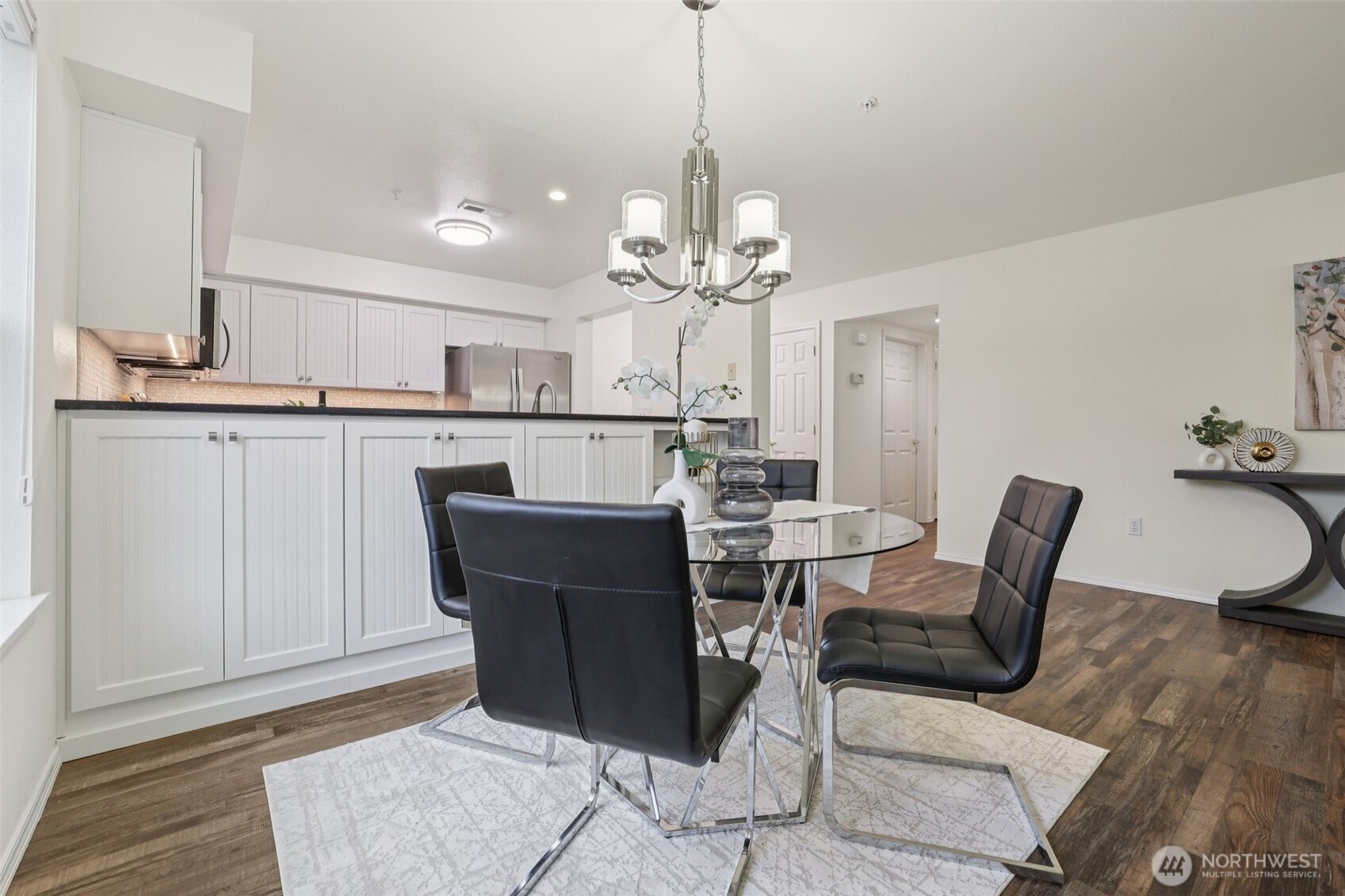 4133 224th Lane SE #103, Issaquah, WA 98029