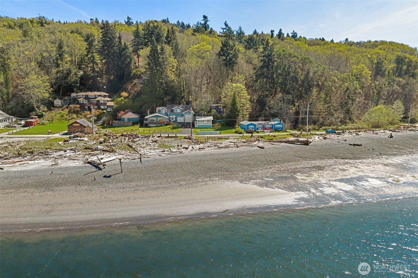 27830 Manzanita Beach Road SW, Vashon, WA 98070