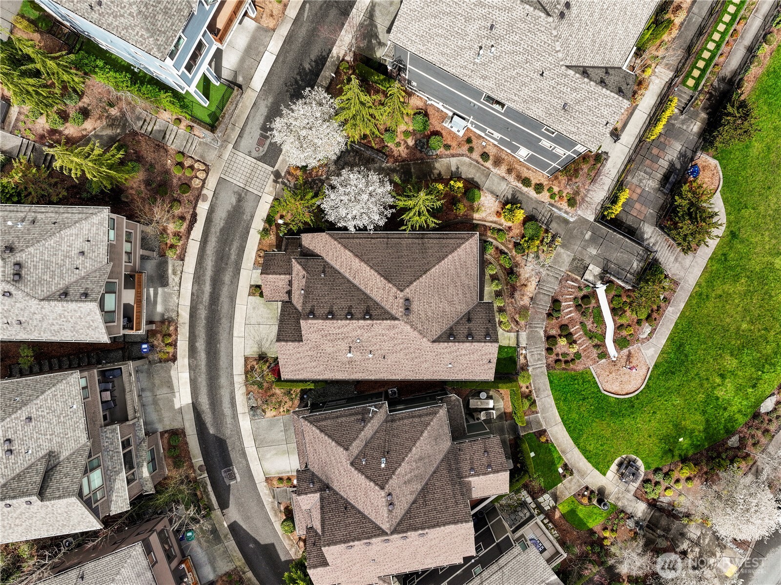 2262 NW Fall Line Lane , Issaquah, WA 98027