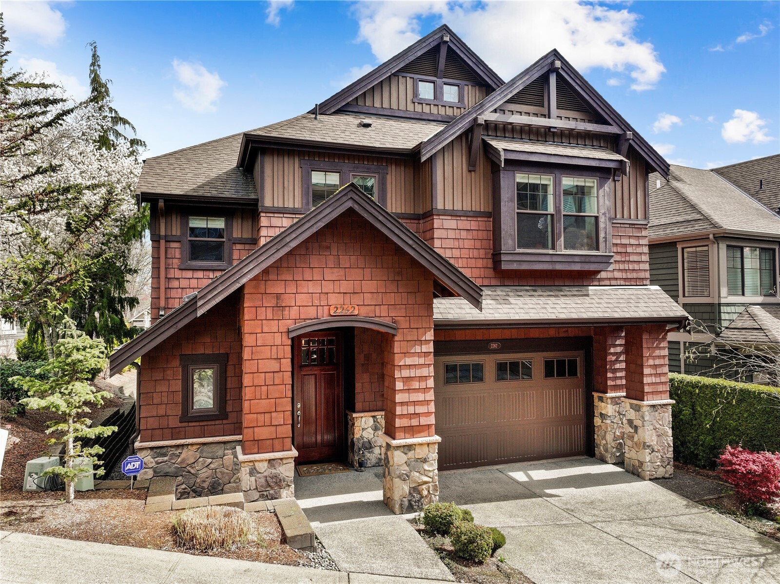 2262 NW Fall Line Lane , Issaquah, WA 98027
