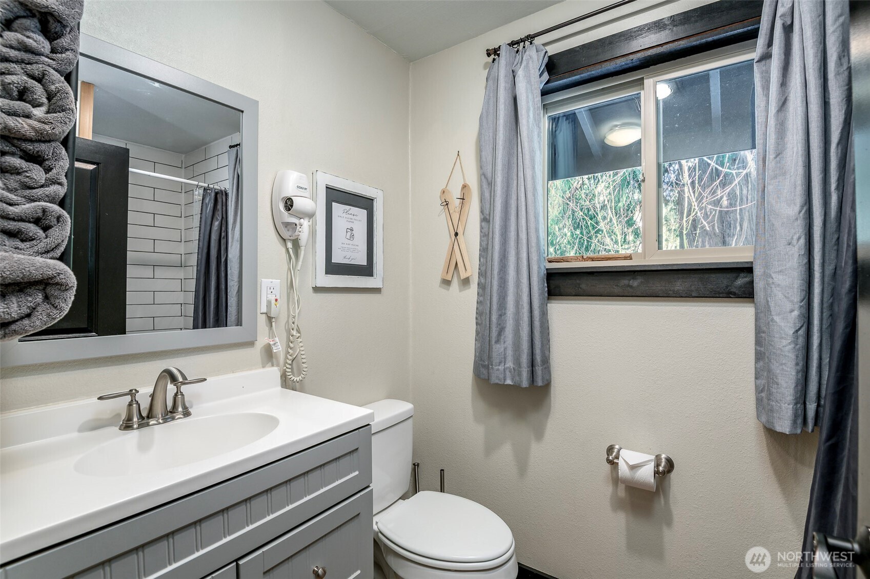 120 Rainbow Lane , Packwood, WA 98361