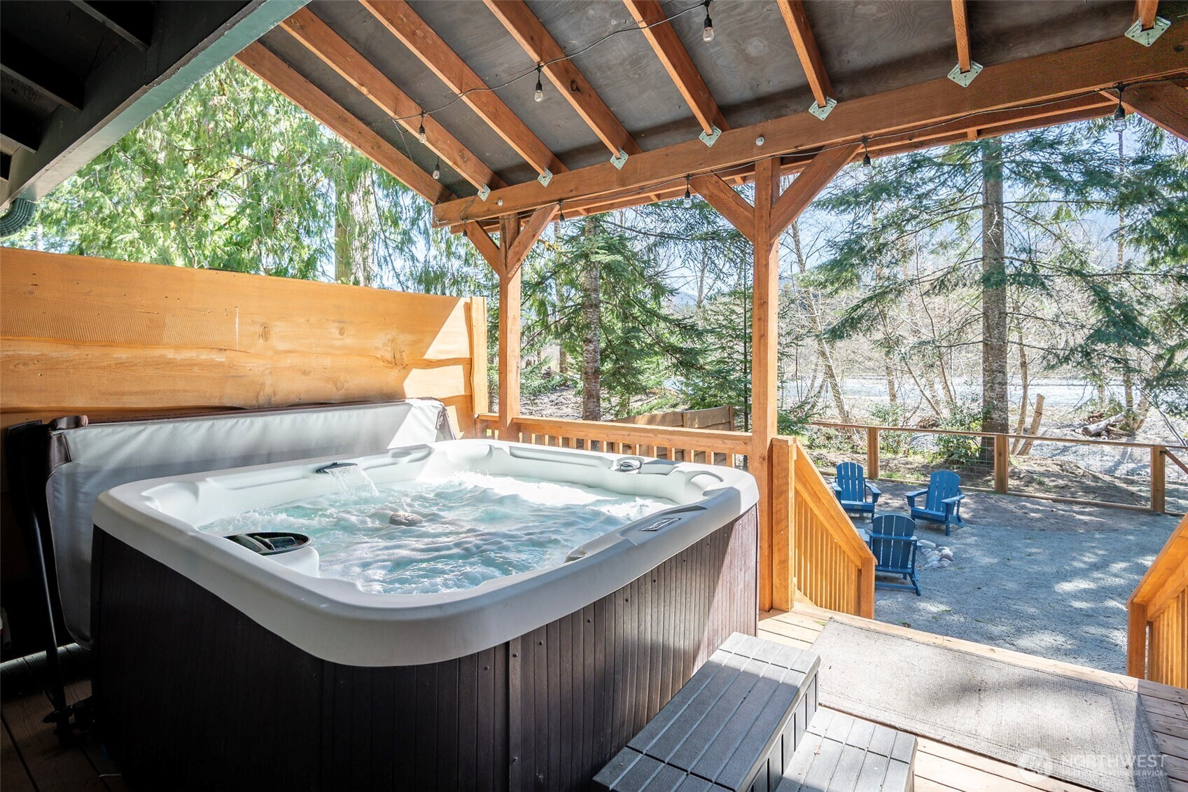 120 Rainbow Lane , Packwood, WA 98361