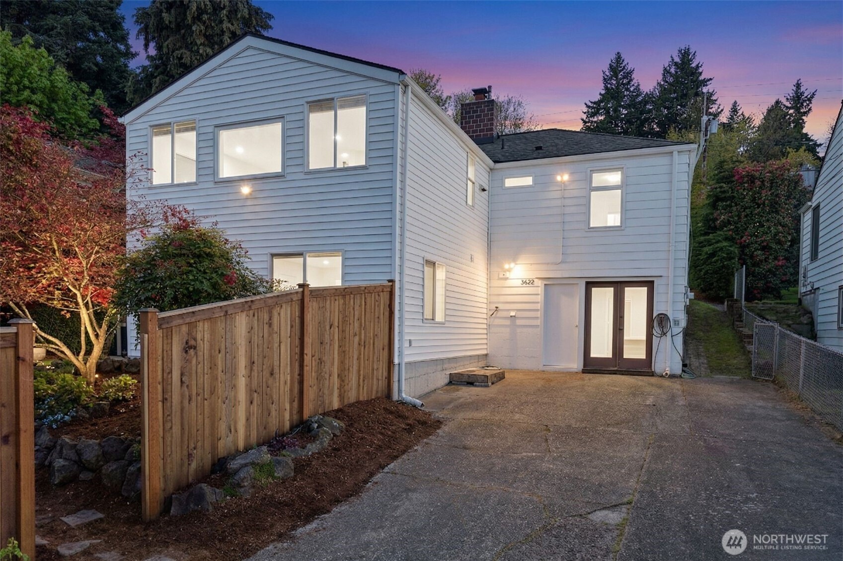 3622 23rd Ave W, Seattle, WA 98199