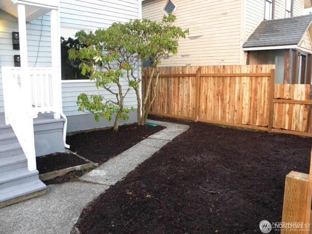 307 N E Street , Aberdeen, WA 98520-2612