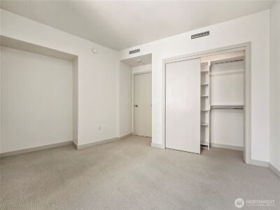 10610 NE 9th Place #1000, Bellevue, WA 98004 - Photo 13