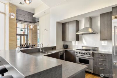 10610 NE 9th Place #1000, Bellevue, WA 98004 - Photo 20