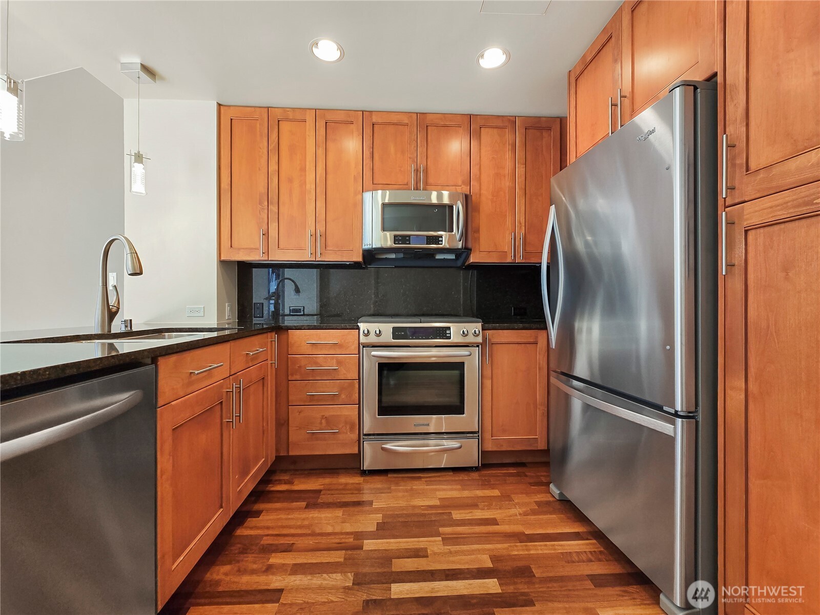 10610 NE 9th Place #1000, Bellevue, WA 98004