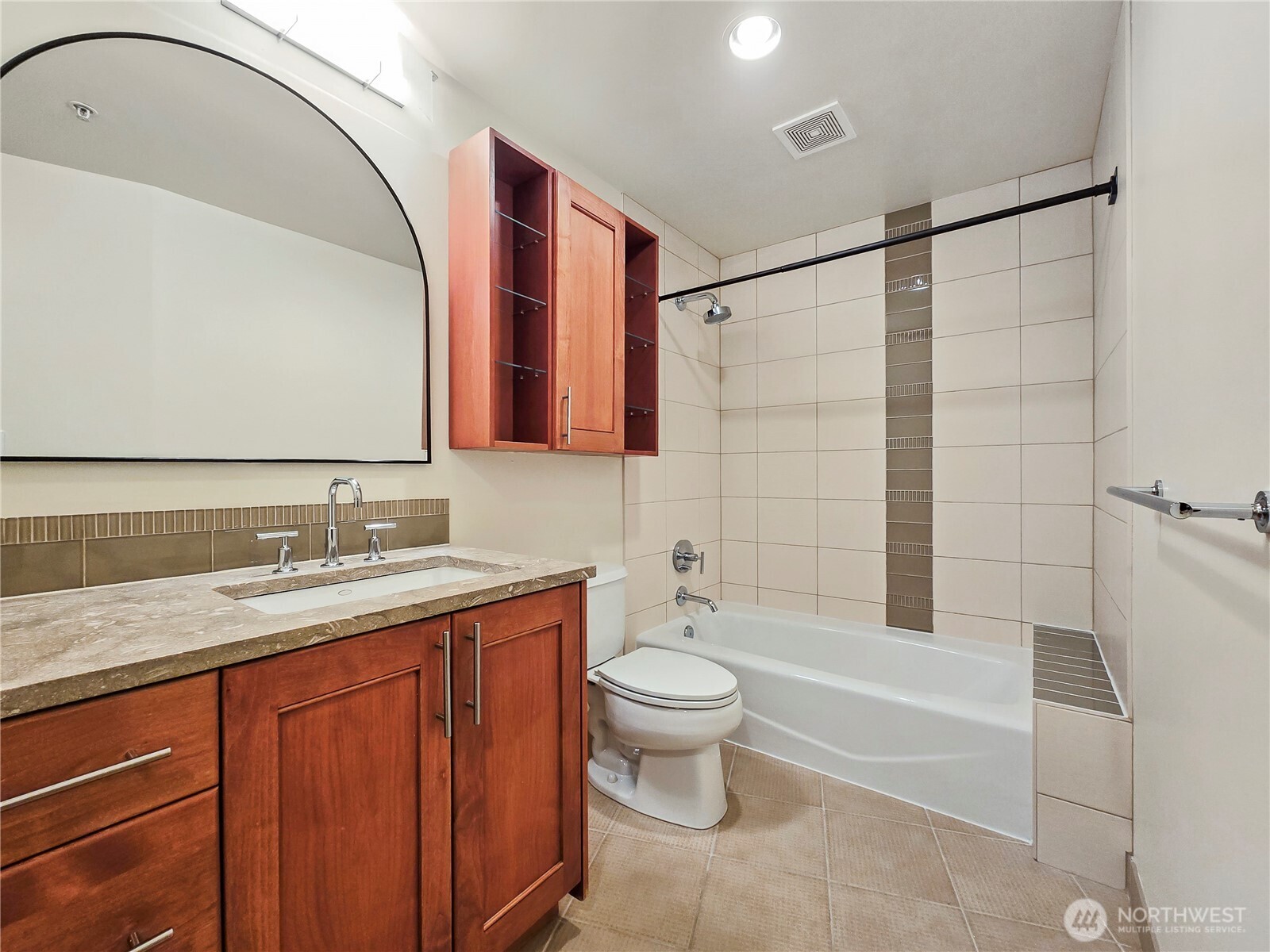 10610 NE 9th Place #1000, Bellevue, WA 98004