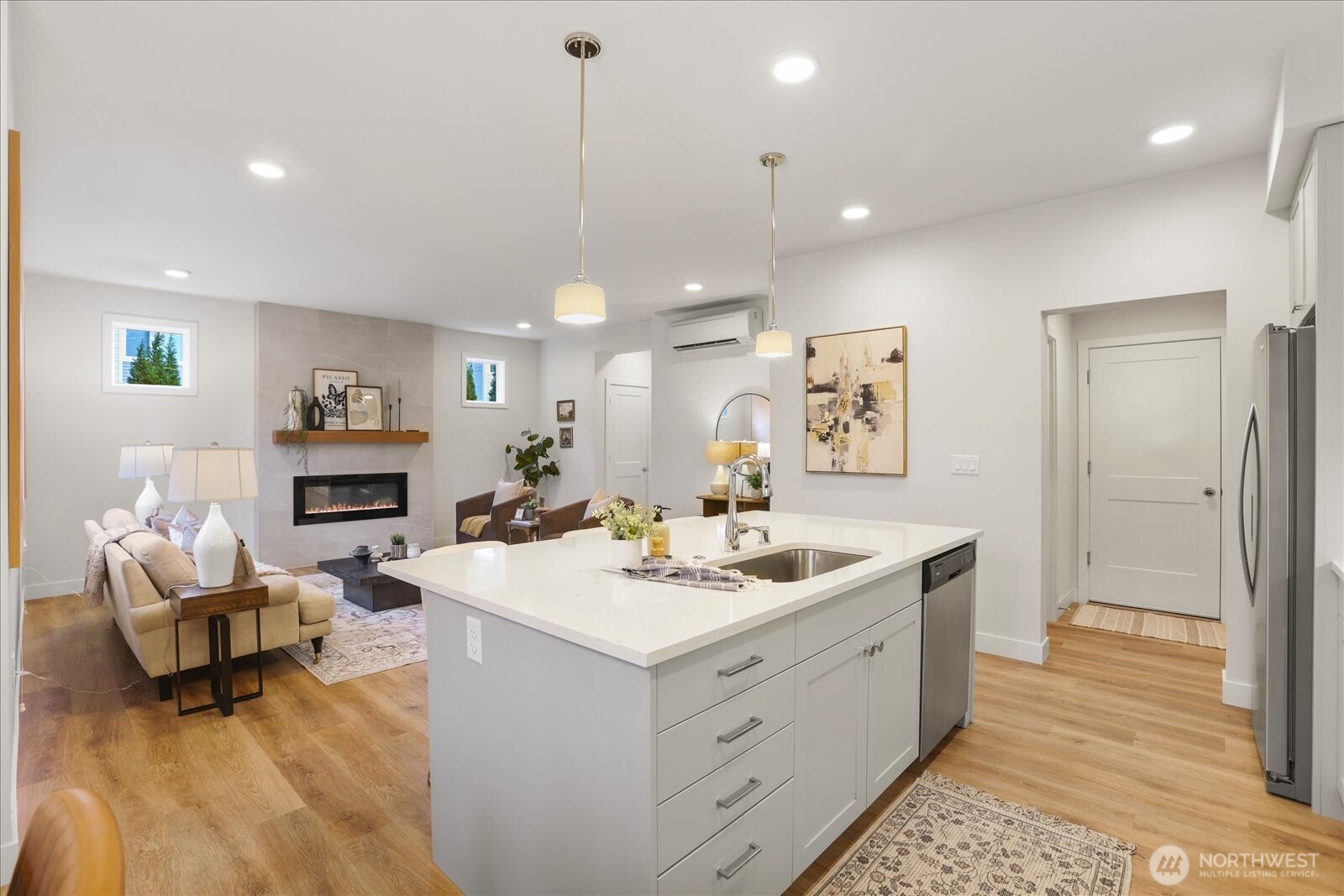 121 171st Place SW #B, Bothell, WA 98012