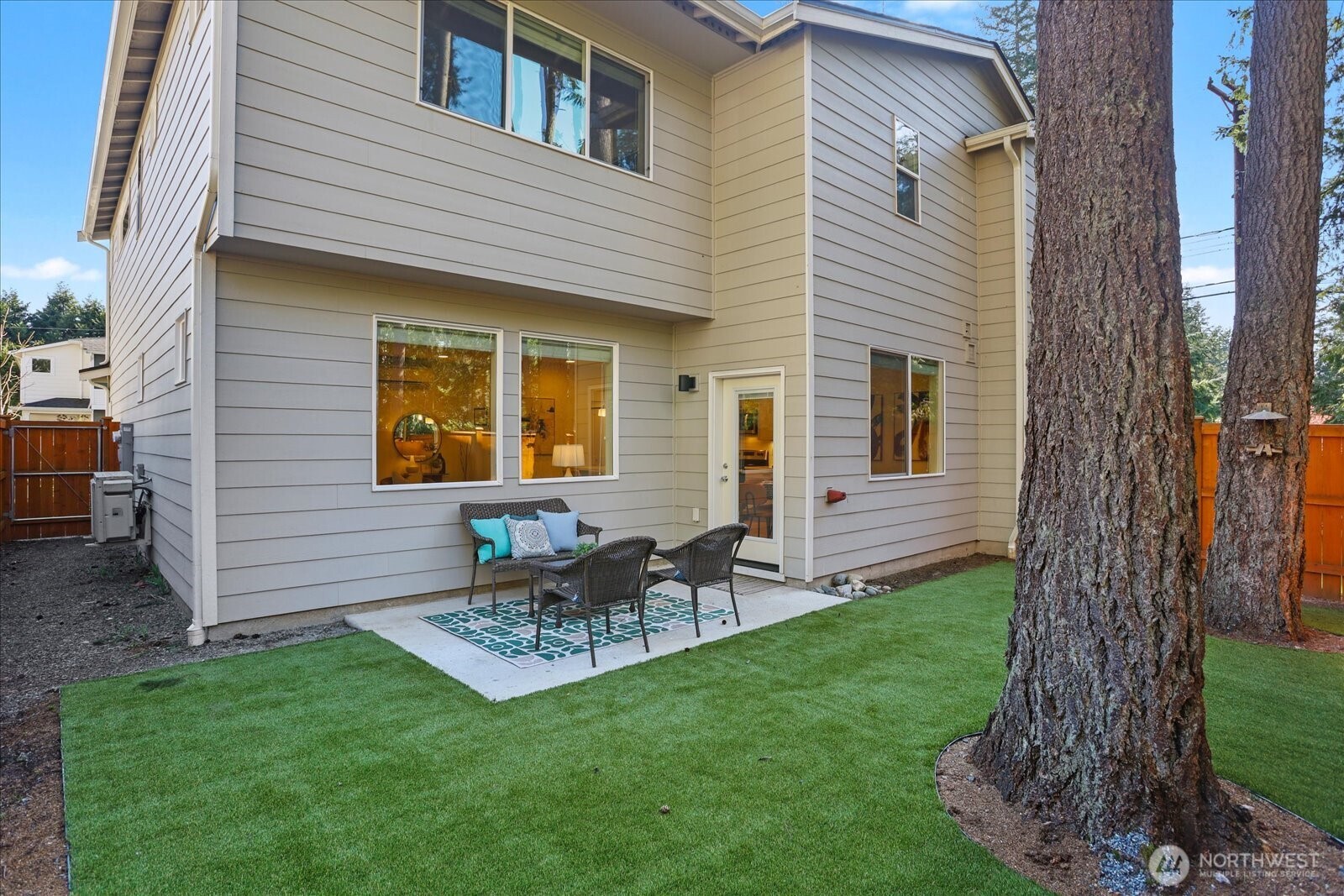 121 171st Place SW #B, Bothell, WA 98012