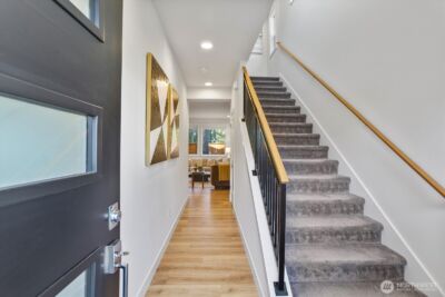 121 171st Place SW #B, Bothell, WA 98012 - Photo 4
