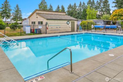 18425 NE 95th St #113, Redmond, WA 98052 - Photo 29