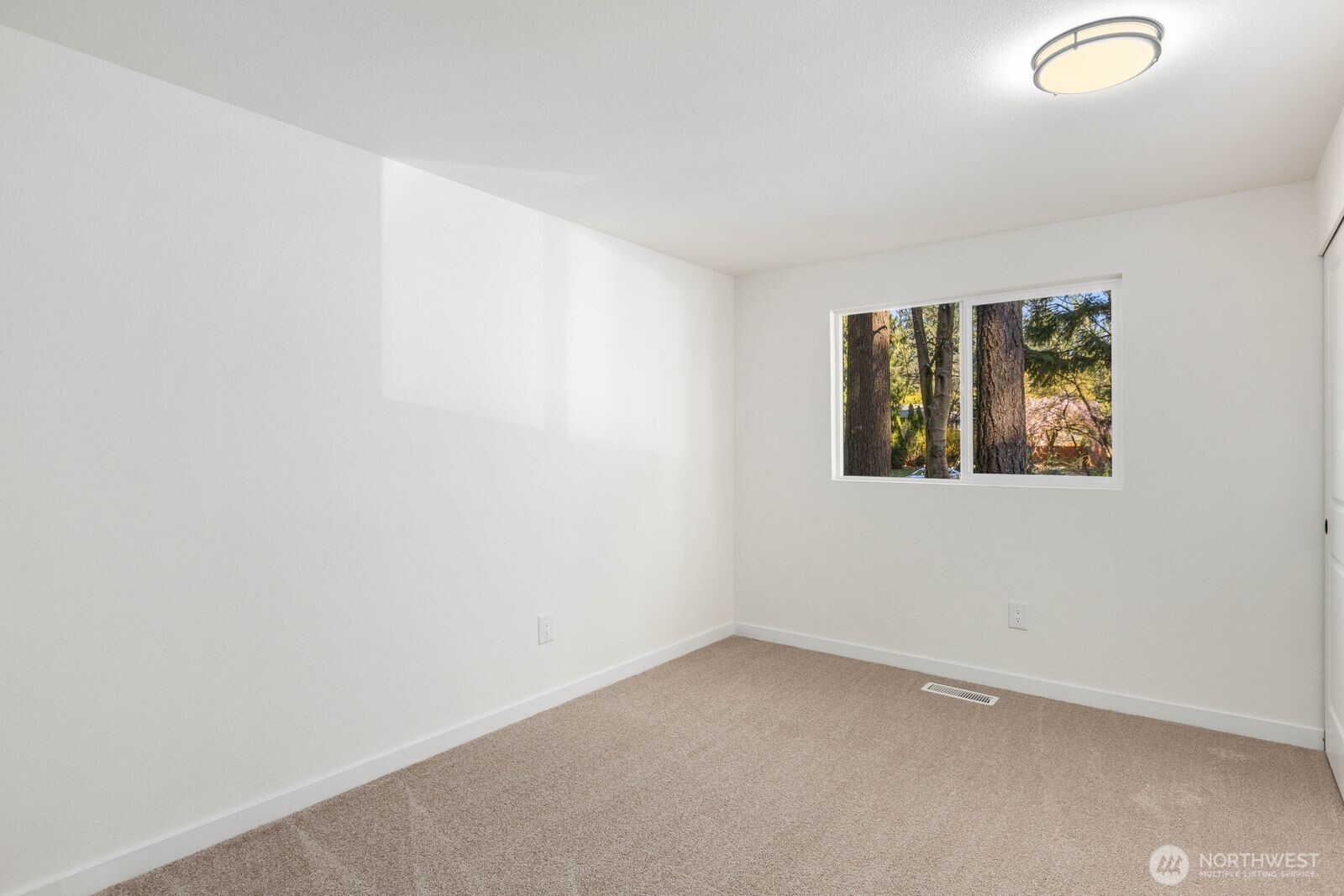 19810 32nd Avenue SE, Bothell, WA 98012