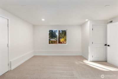 19810 32nd Avenue SE, Bothell, WA 98012 - Photo 18