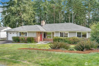 20018 Meridian Place N, Shoreline, WA 98133