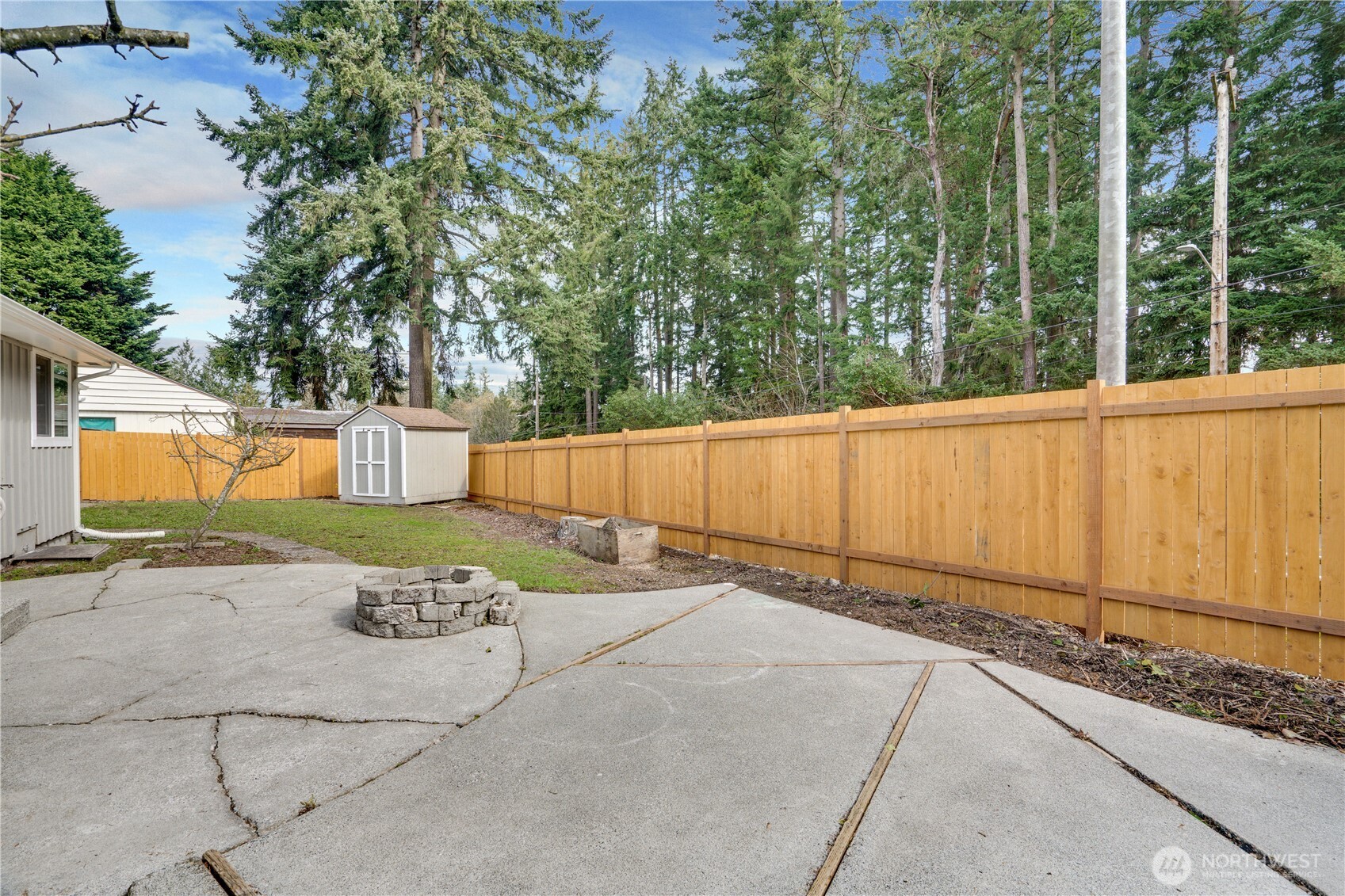 20018 Meridian Place N, Shoreline, WA 98133