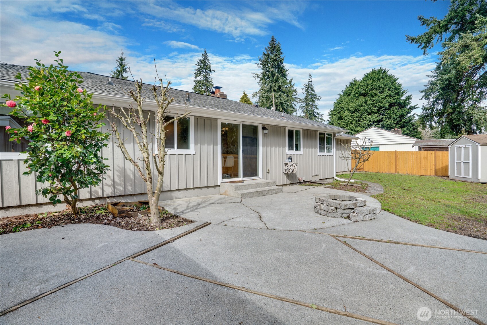 20018 Meridian Place N, Shoreline, WA 98133