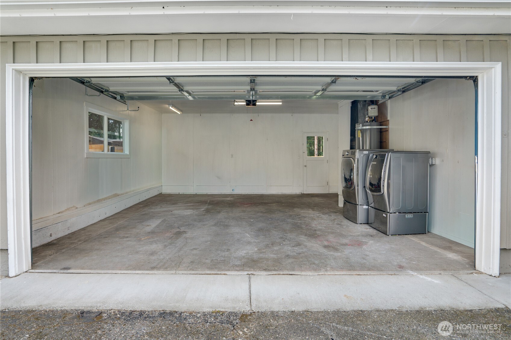 20018 Meridian Place N, Shoreline, WA 98133