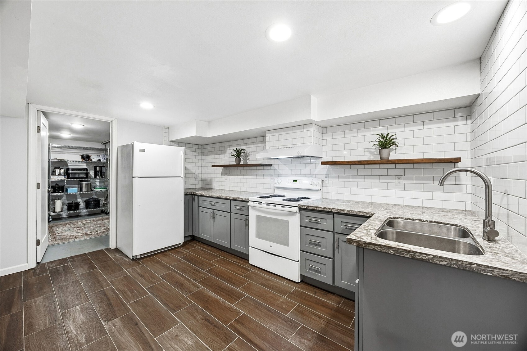 9036 Dalwood Road SW, Lakewood, WA 98499-1914