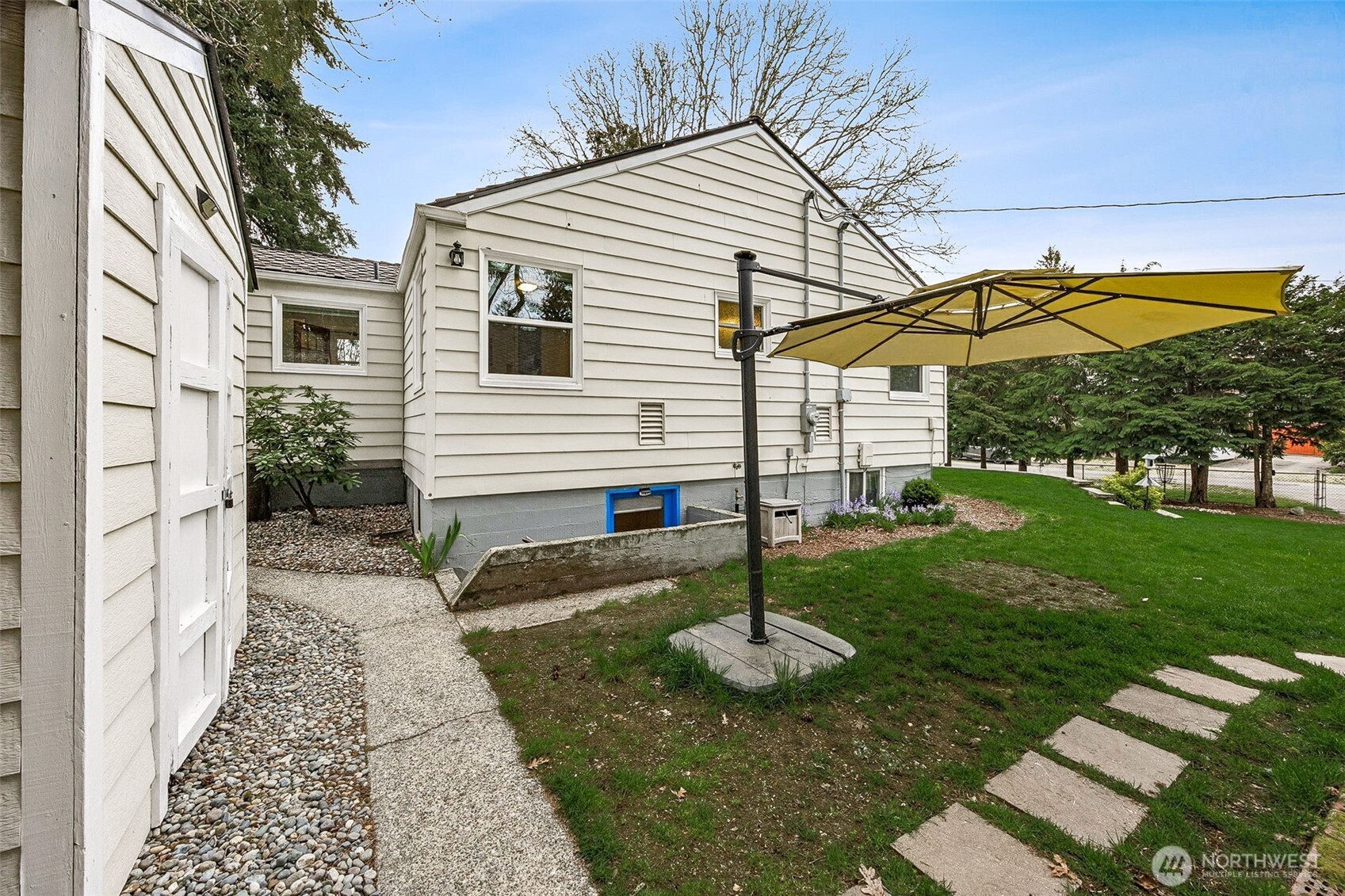 9036 Dalwood Road SW, Lakewood, WA 98499-1914