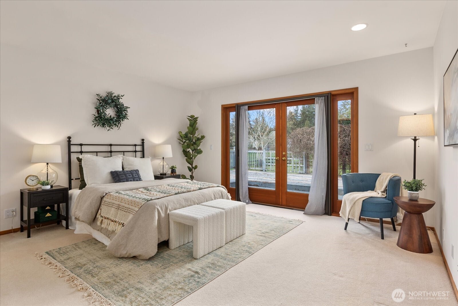 20528 NE Union Hill Road , Redmond, WA 98053-7549