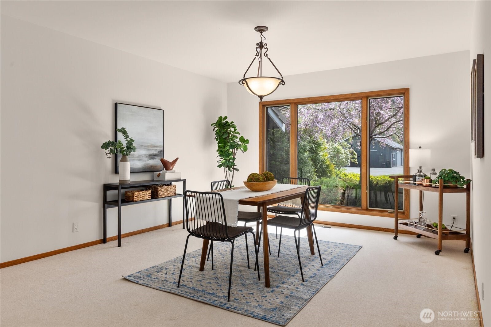 20528 NE Union Hill Road , Redmond, WA 98053-7549