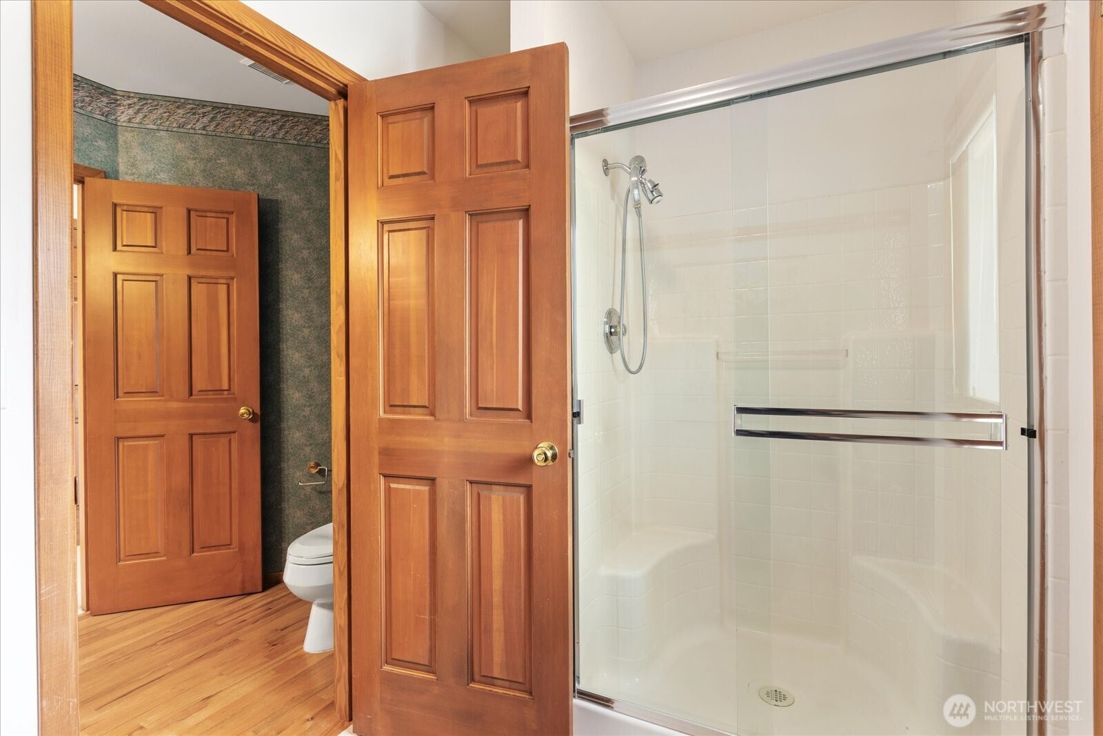 20528 NE Union Hill Road , Redmond, WA 98053-7549