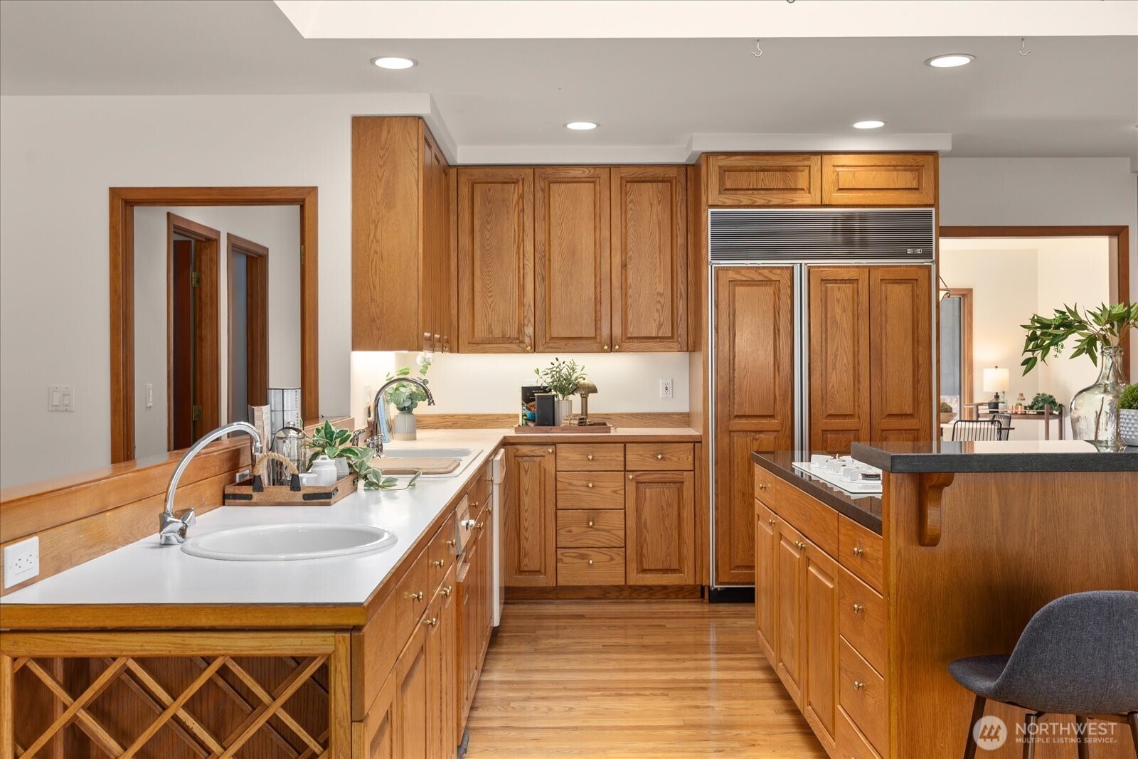 20528 NE Union Hill Road , Redmond, WA 98053-7549