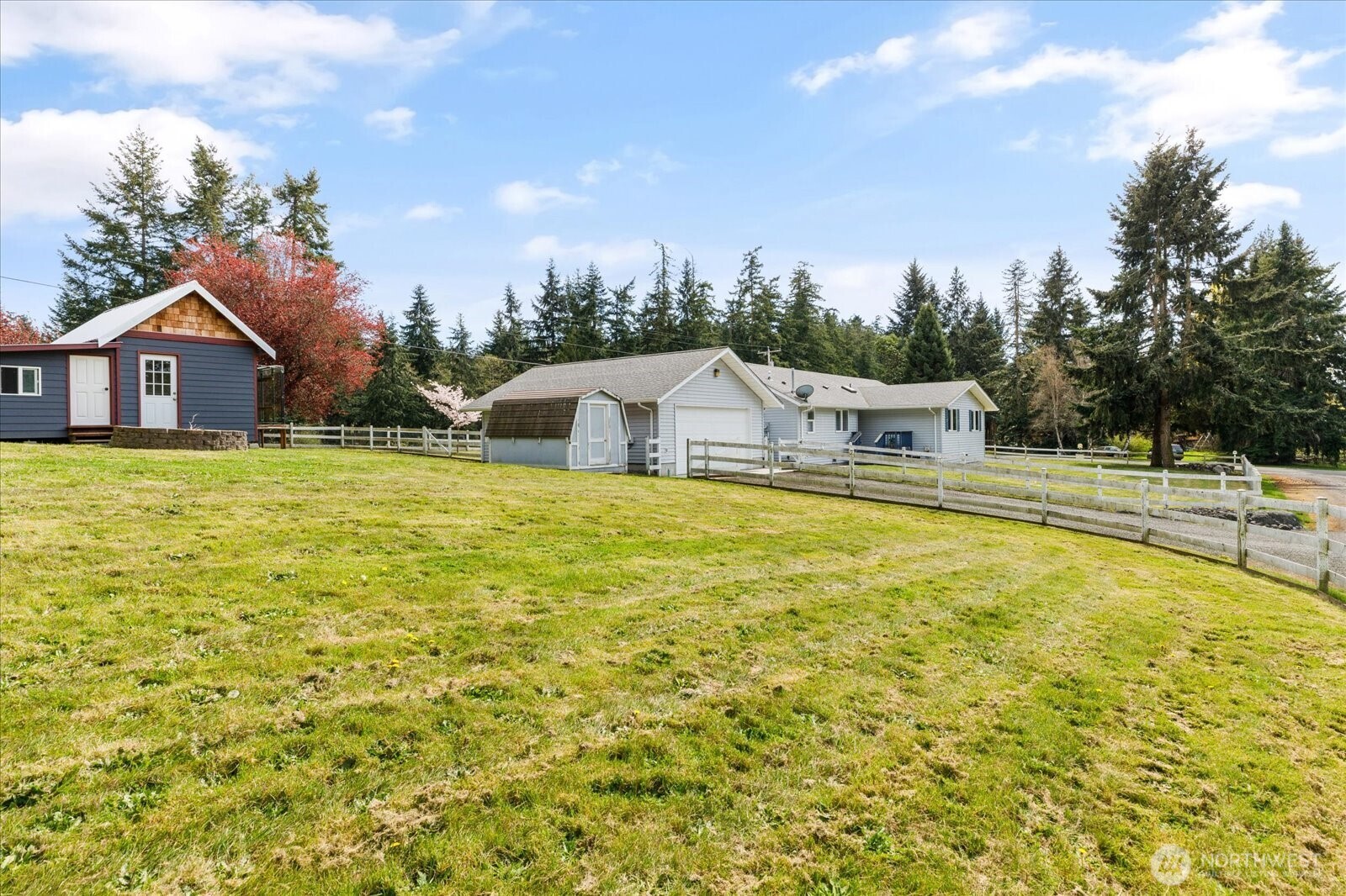 5295 Bounty Loop , Freeland, WA 98249