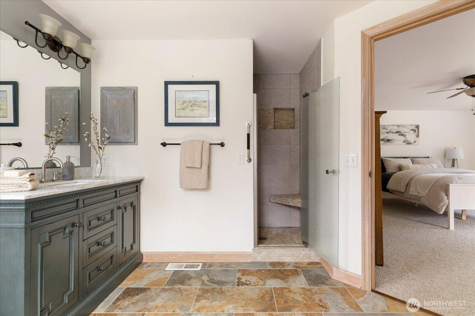 5295 Bounty Loop , Freeland, WA 98249
