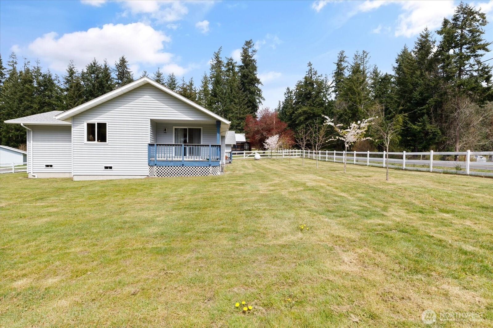 5295 Bounty Loop , Freeland, WA 98249