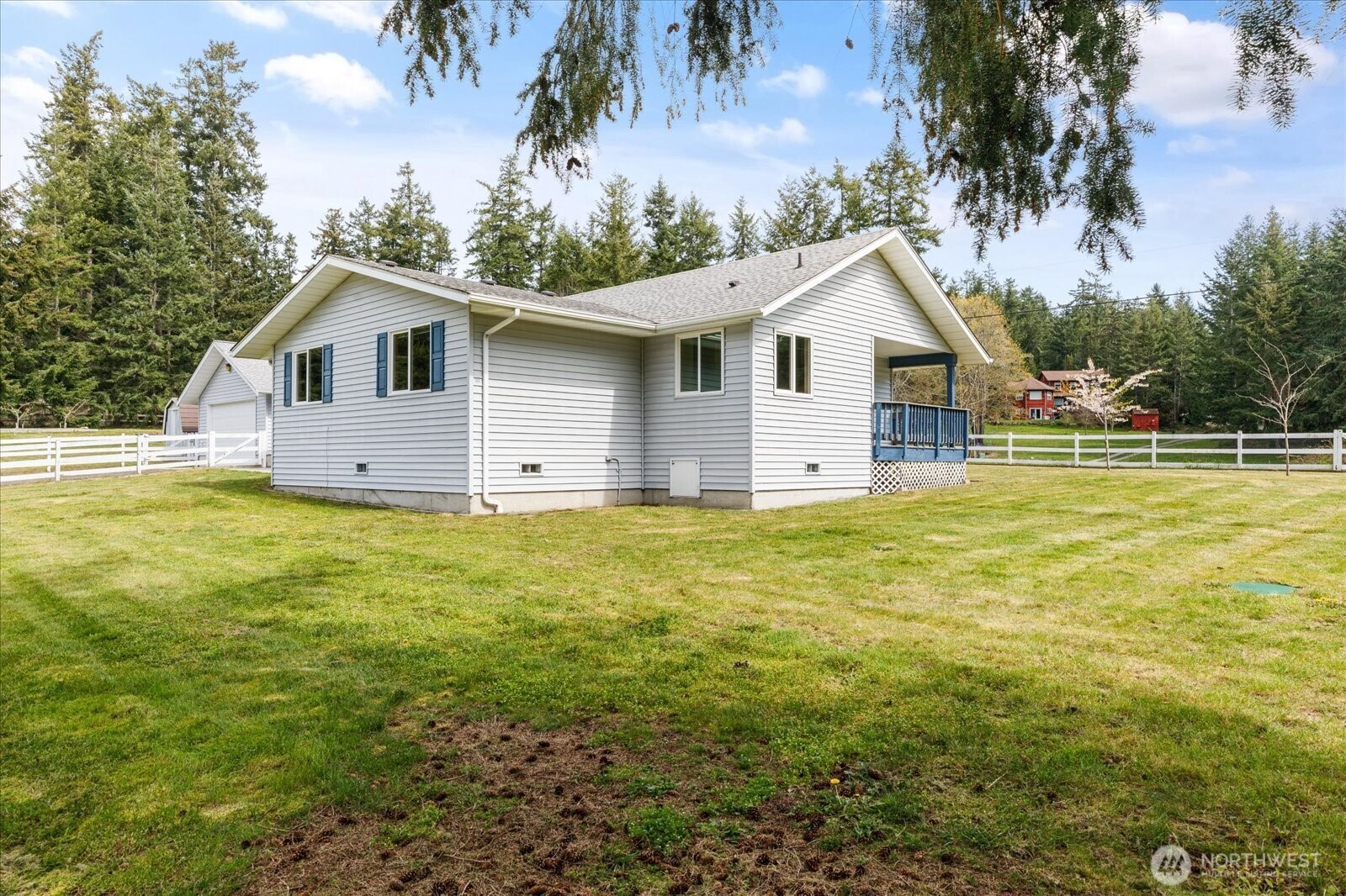 5295 Bounty Loop , Freeland, WA 98249