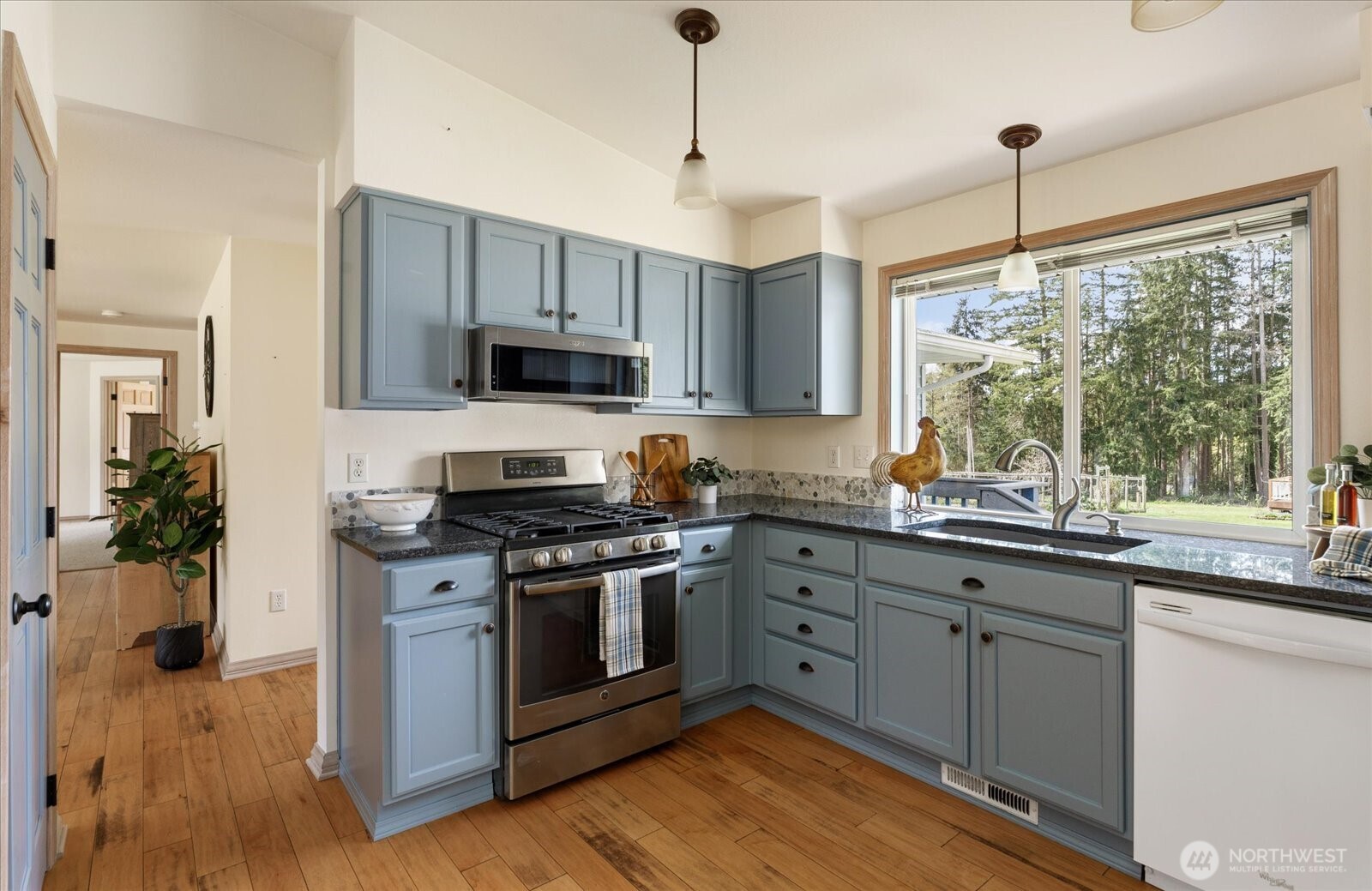 5295 Bounty Loop , Freeland, WA 98249
