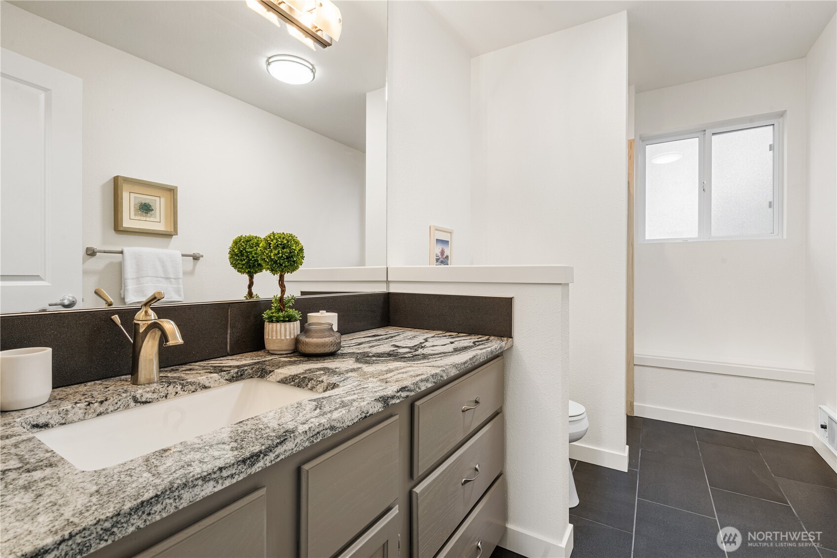 13550 127th Ave NE, Kirkland, WA 98034