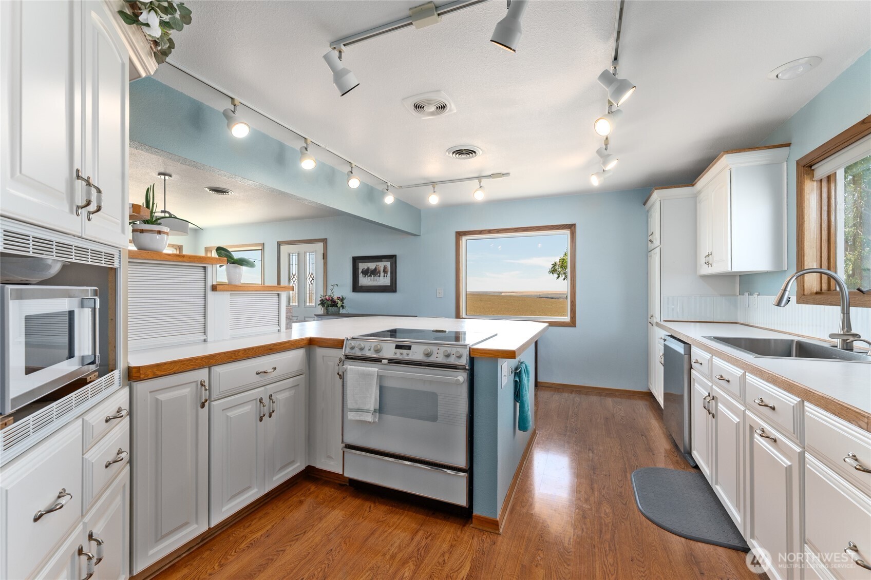 6397 Coyote Heights Road N, Odessa, WA 98159