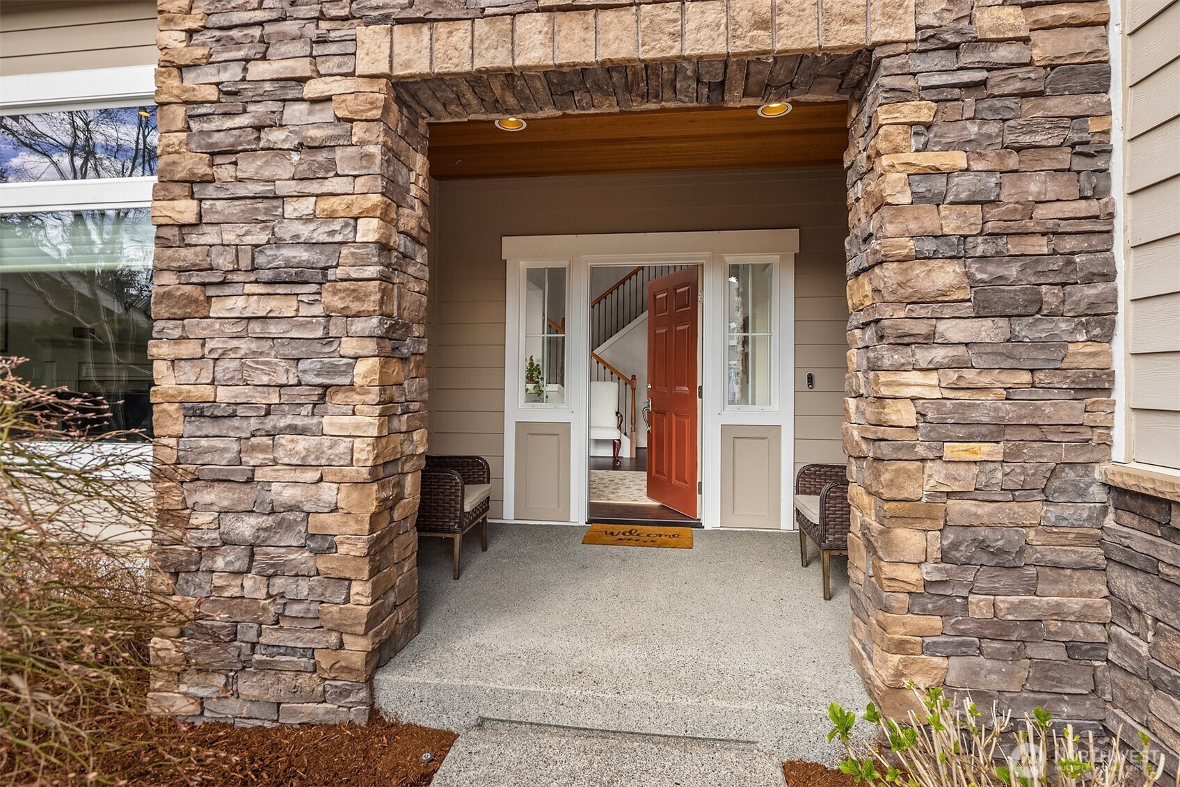 27520 SE 28th Court , Sammamish, WA 98075