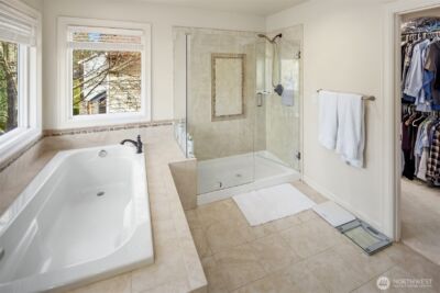 27520 SE 28th Court , Sammamish, WA 98075 - Photo 32
