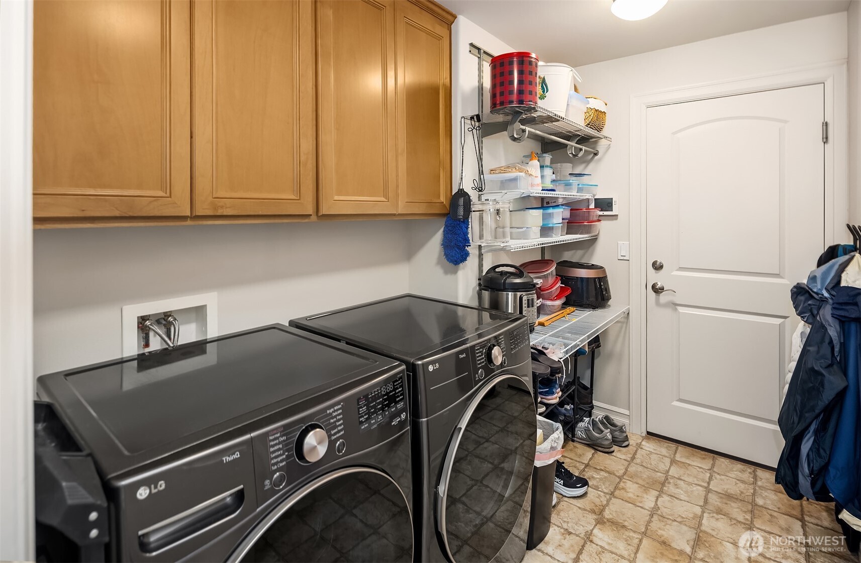 27520 SE 28th Court , Sammamish, WA 98075
