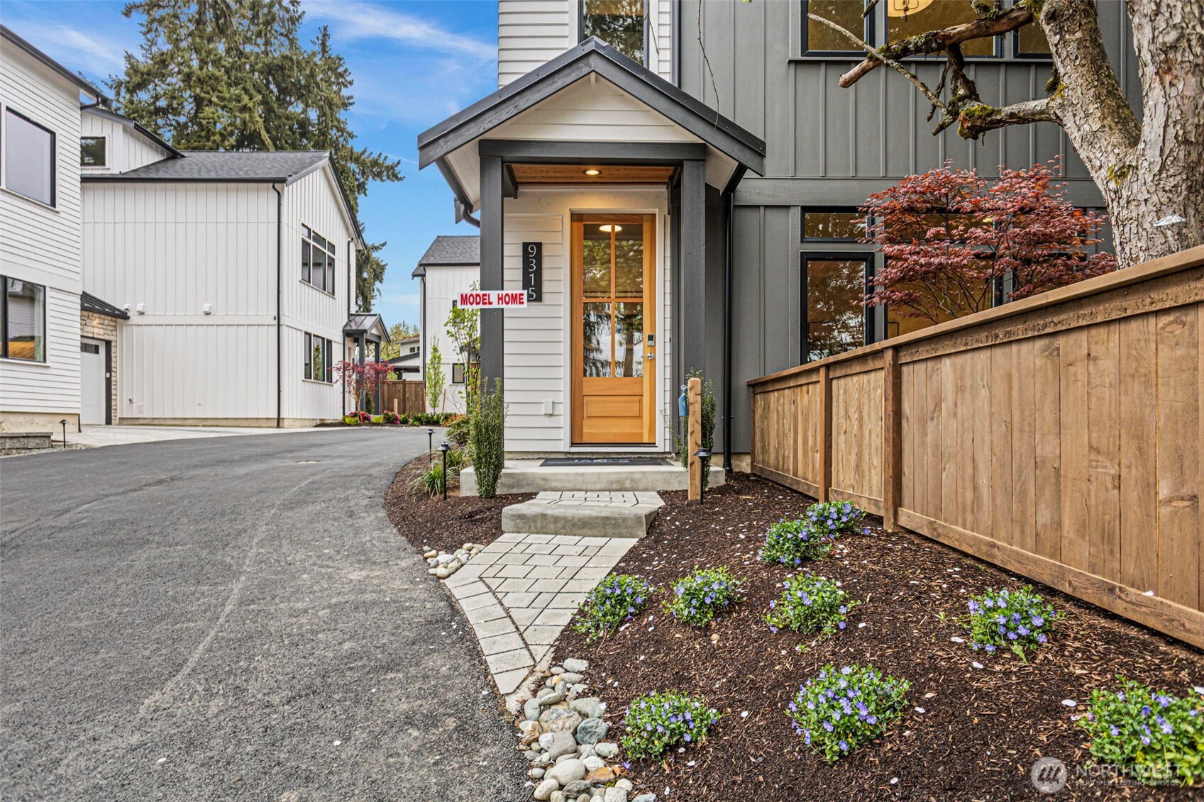 9315 132nd Avenue NE, Kirkland, WA 98033