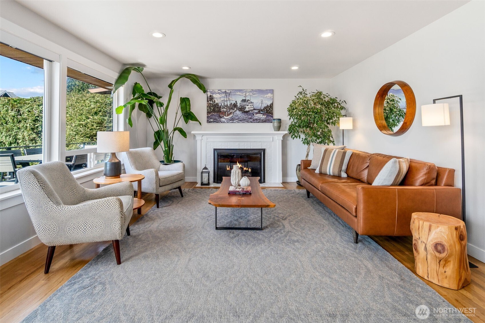 8659 Fauntlee Crest SW, Seattle, WA 98136