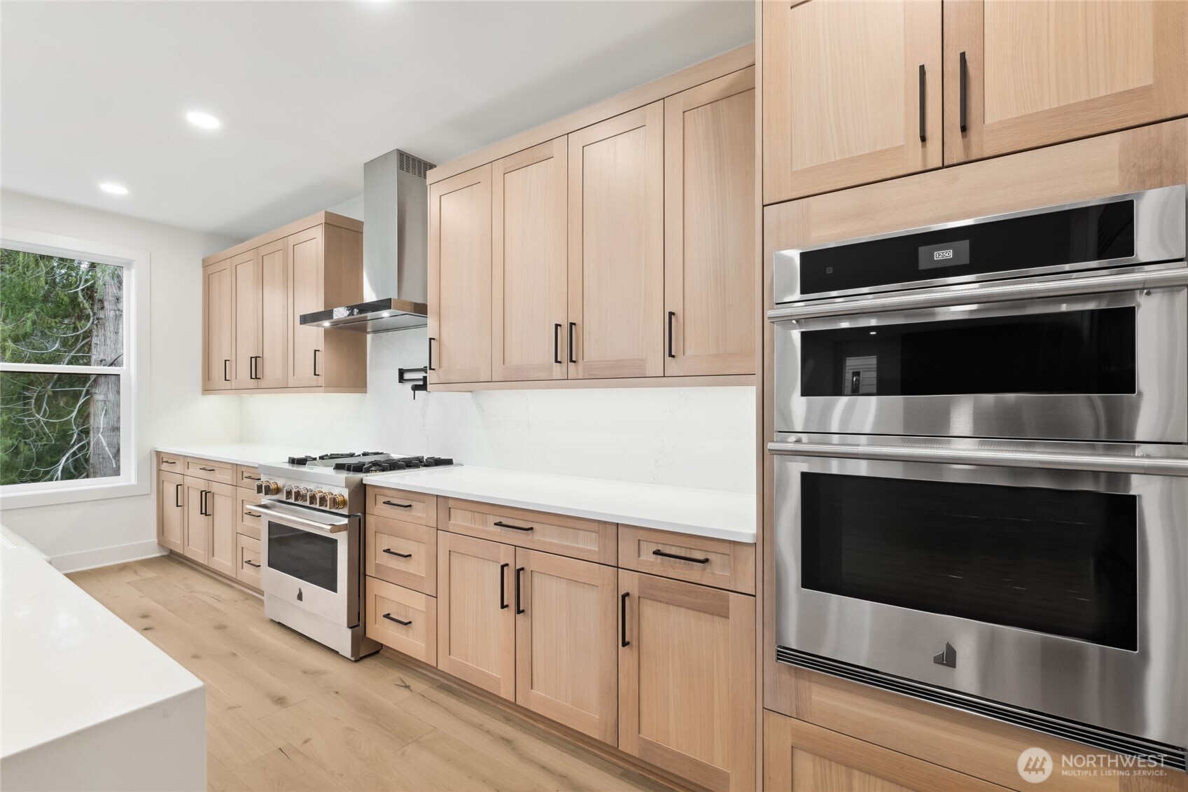 13756 SE 85th Street , Newcastle, WA 98059