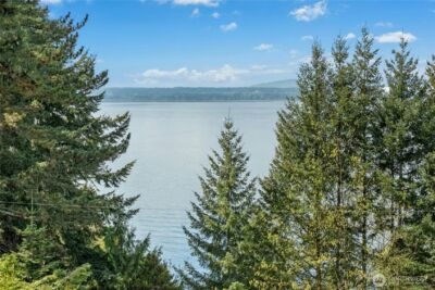 4014 57th Avenue SW, Seattle, WA 98116