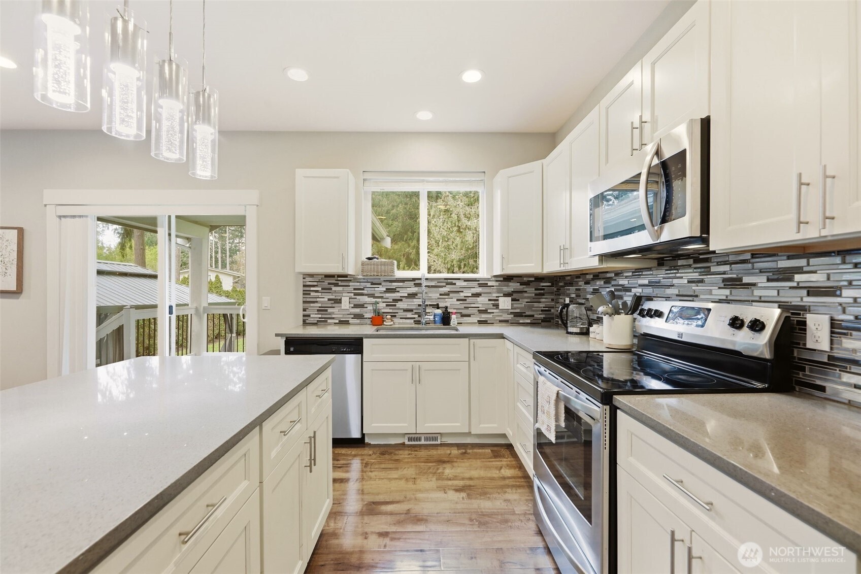 12102 10th Drive SE #B, Everett, WA 98208