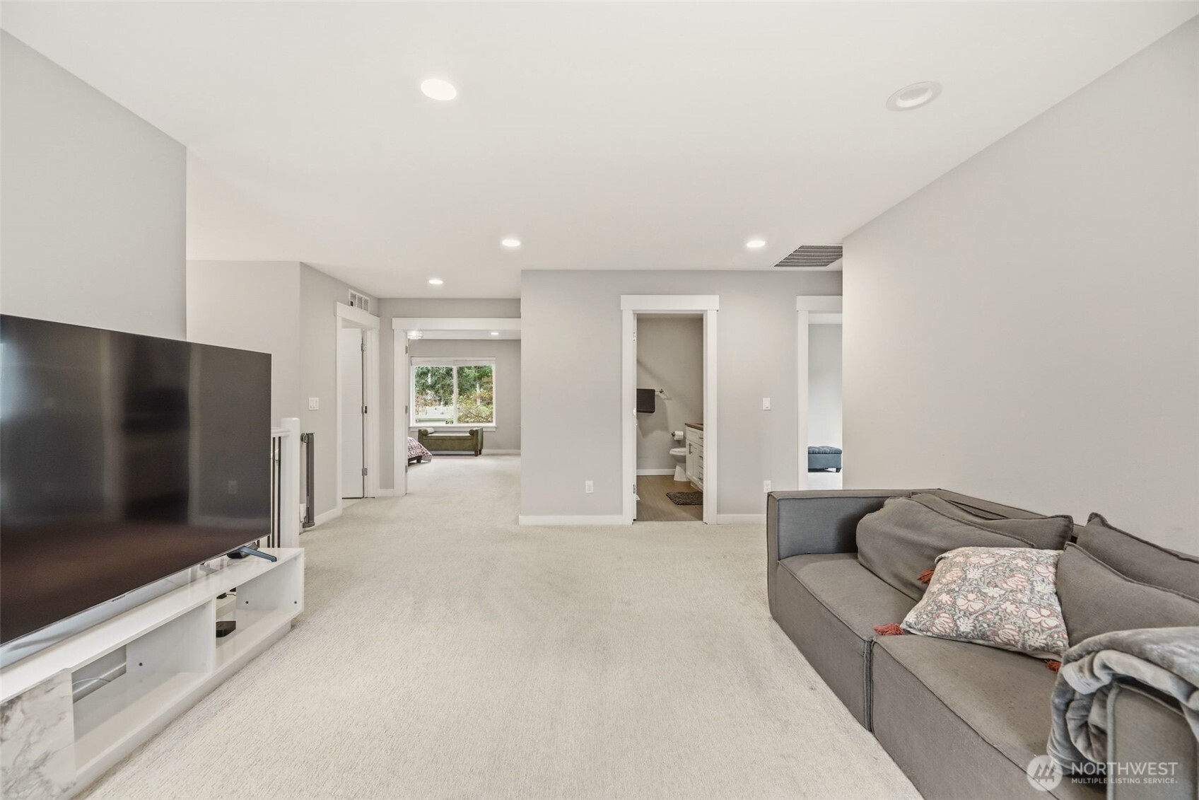 12102 10th Drive SE #B, Everett, WA 98208