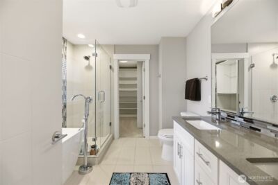 12102 10th Drive SE #B, Everett, WA 98208 - Photo 25