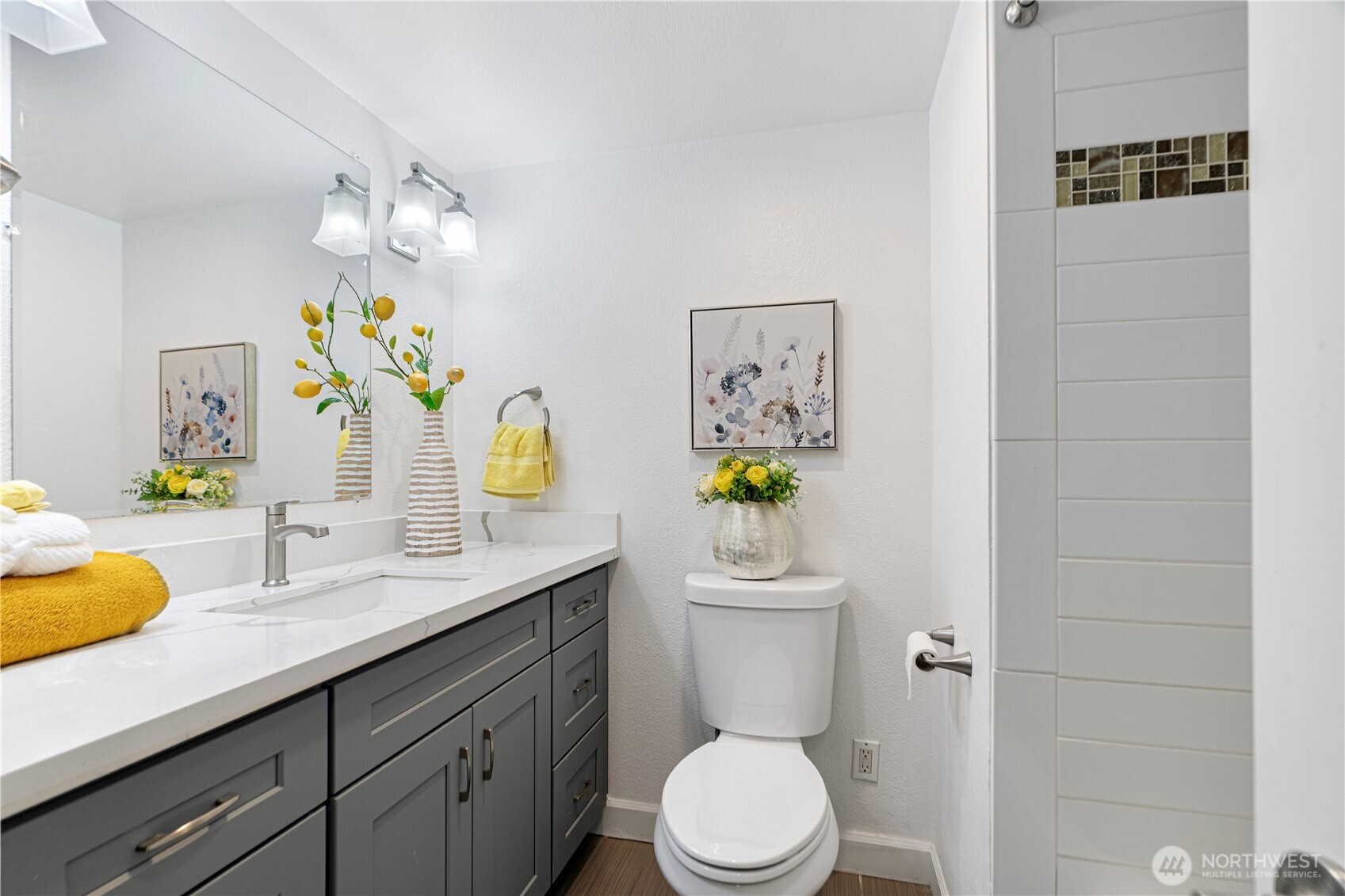 11527 113th Place NE, Kirkland, WA 98033