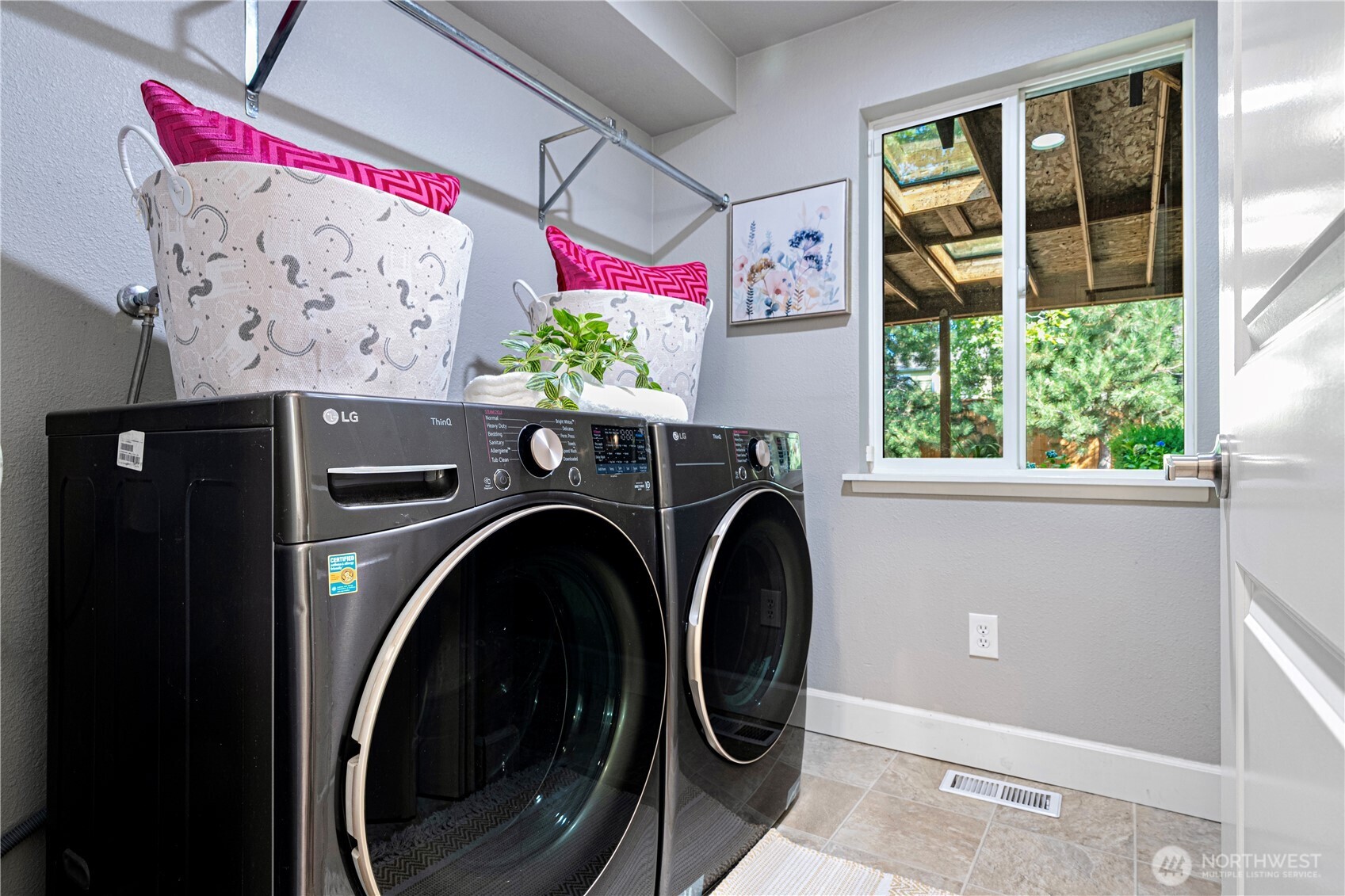 11527 113th Place NE, Kirkland, WA 98033